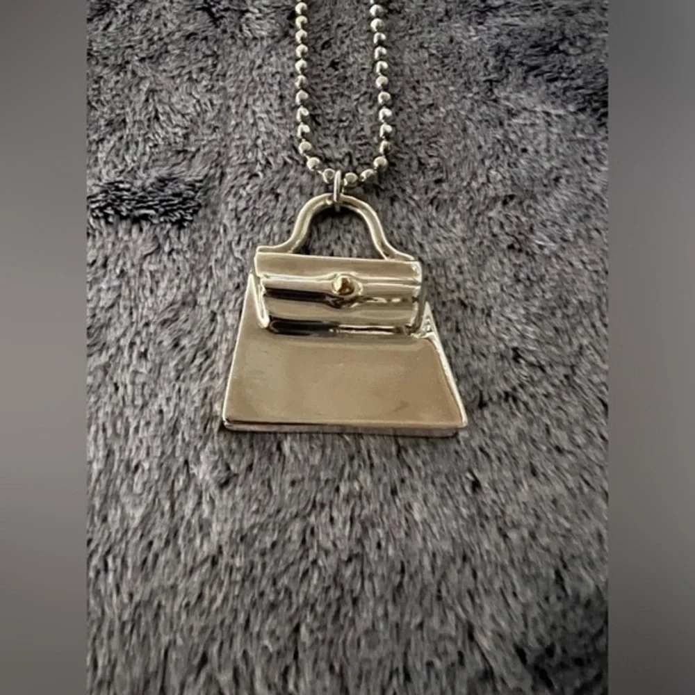 Vintage Silver Colored Handbag Pendant Necklace 38in